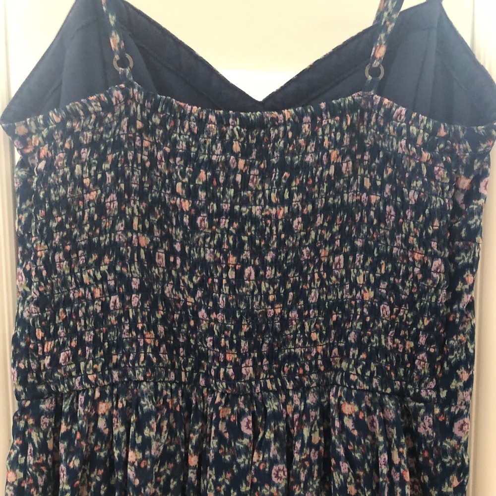 ๐๐SOLD๐๐ Navy floral dress - Picture 3 of 3